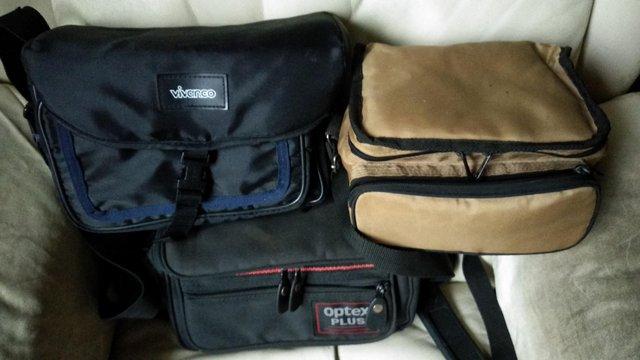 Image 1 of PHOTAX PRE SET ZOOM LENS / CAMERA BAGS  from