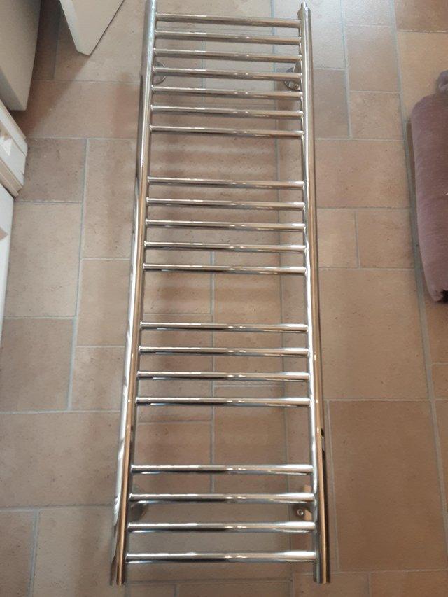 Preview of the first image of STAINLESS STEEL TOWEL AIRER FOR CENTRAL HEATING.