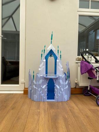 Image 2 of Disney Frozen Castle and some furniture