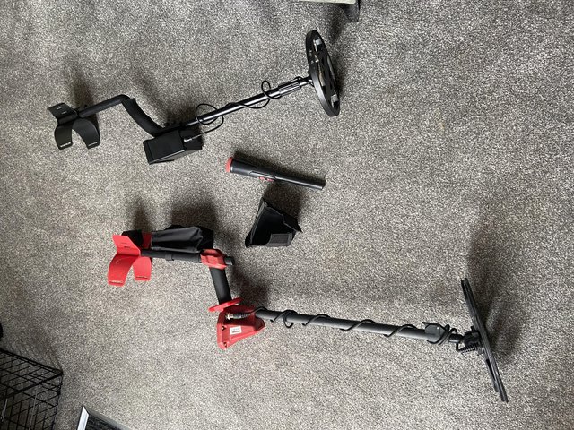 Preview of the first image of Vanquish 340 metal detector.