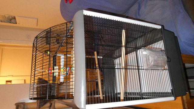Image 4 of FERPLAST LARGE BIRD CAGE FOR BUDGIES,COCKATIELS & PARAKEETS