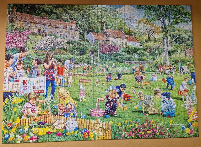 Preview of the first image of 1000 piece jigsaw called FAMILY DAY ON THE VILLAGE GREEN ..