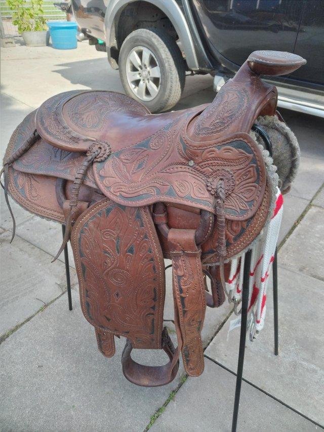 Preview of the first image of STUNNING HANDMADE WESTERN SADDLE.