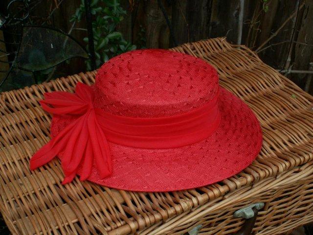 Preview of the first image of Hat for special occasion. Red..