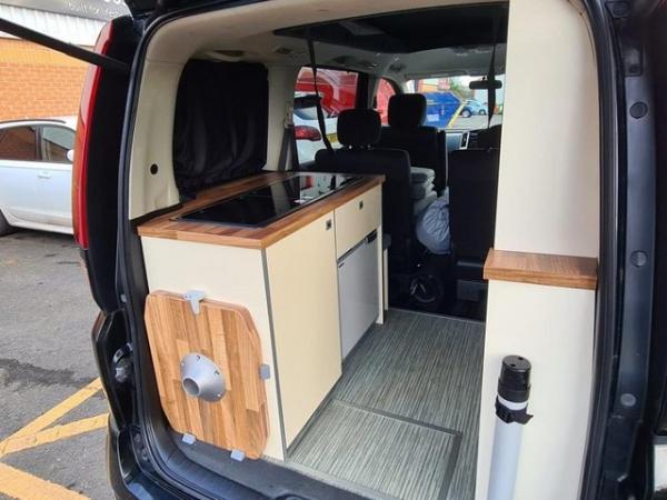 Image 16 of Nissan Serena Campervan by Wellhouse 2.0 Auto