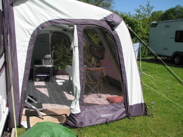 Image 3 of Outdoor Revolution Compact Airlite 420 Awning