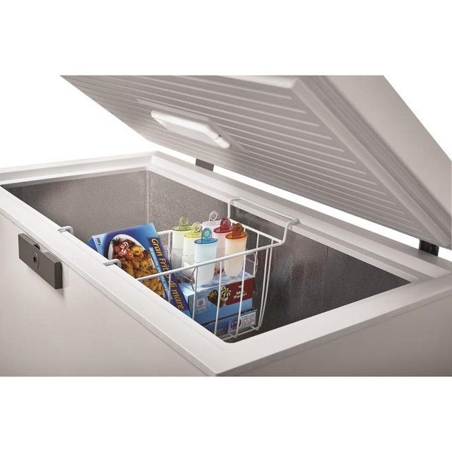 Preview of the first image of Candy CMCH202EL 200 Litre Chest Freezer+FREE storage baskets.