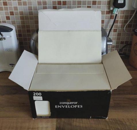 Image 2 of Box Of 160 Good Quality Conqueror Self Seal Cream Envelopes