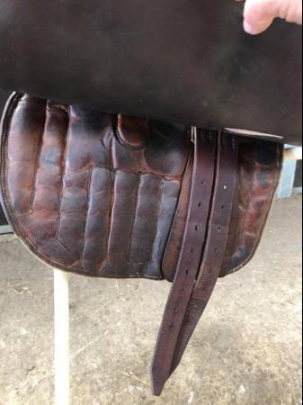 Image 3 of 18" leather racing saddle