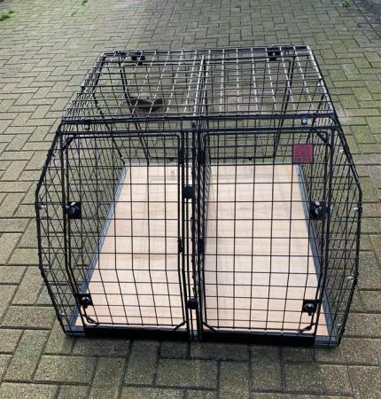 Image 7 of MMG DOUBLE DOG CRATE FOR CAR