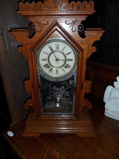Preview of the first image of Mantle clock for sale, in working order.