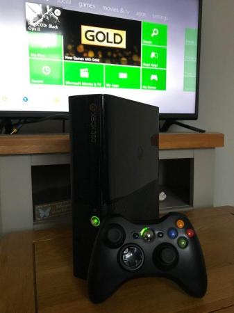 Image 2 of Microsoft Xbox 360 Slim 'E’ Complete System/Bundle