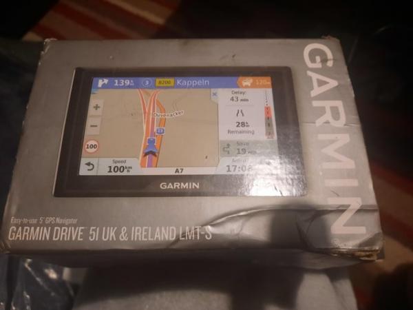 Image 2 of Garmin drive 5l sat nav