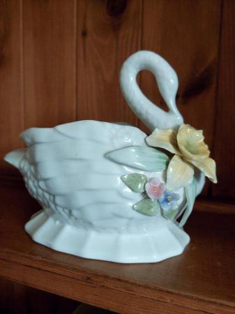 Image 3 of Jonquil pottery , beautiful dish and Swan