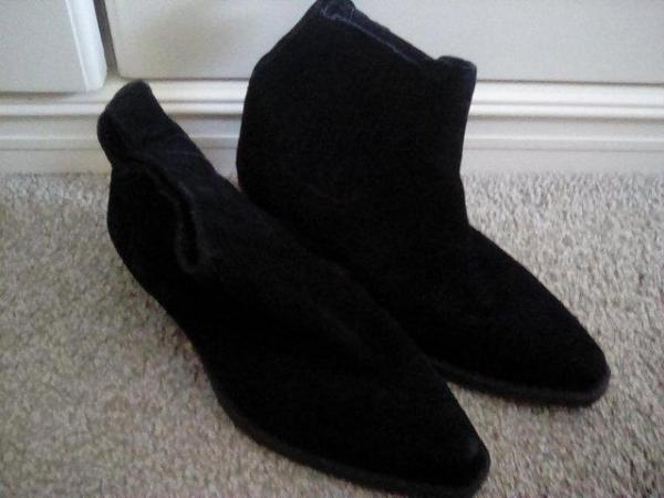 Image 1 of Ladies Black suede Western boots