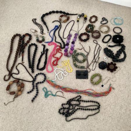Image 1 of Costume jewellery 26 necklaces 18 bracelets 4 brooches