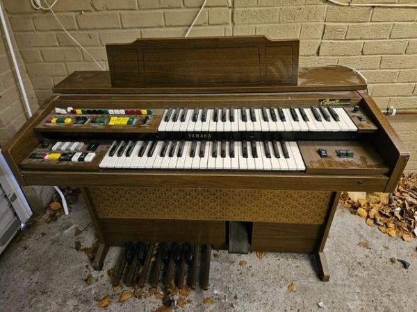 Image 3 of Yamaha Electone Organ - Fox's Music Centres
