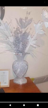 Image 2 of Diamond glitter vases with flowers