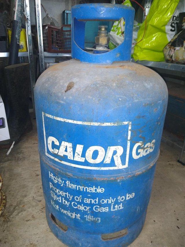 Preview of the first image of Calor gas bottle 15 kg  not sure if there's gas init.