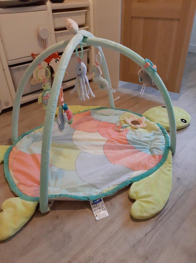 Preview of the first image of Baby play mat in shape of a turtle..