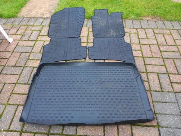 Image 2 of Volkswagen Polo Mk.5 2009-2017 Mats and Boot Mat