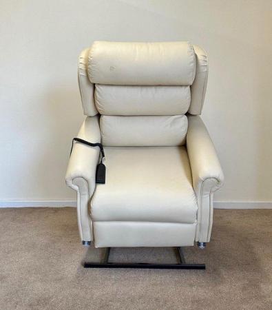 Image 7 of ELECTRIC RISER RECLINER DUAL MOTOR CHAIR LEATHER CAN DELIVER
