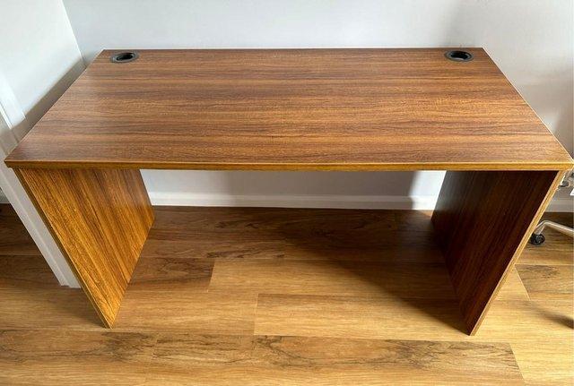 Image 2 of WOODEN DESK FOR SALE EXCELLENT CONDITION