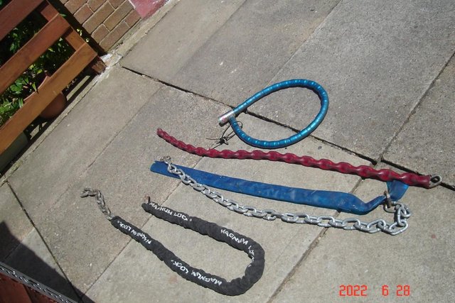 Image 3 of MOTOR CYCLE SECURITY CHAINS (4)