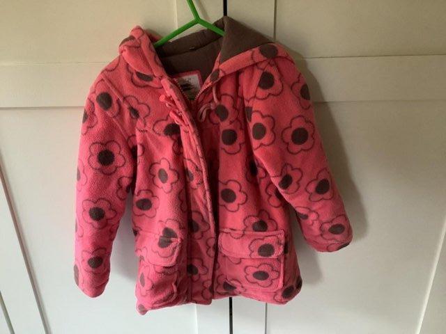 Preview of the first image of coat Tu girls coat  3-4 years girl.