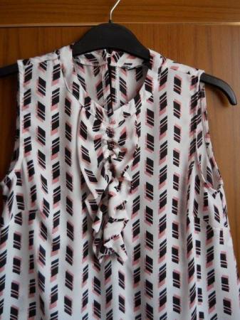 Image 3 of Sleeveless Blouse Size 6 - Pink and Black Geometric Design