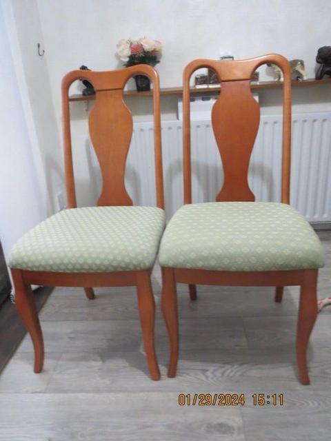 Preview of the first image of Two dining chairs very good cgondin.