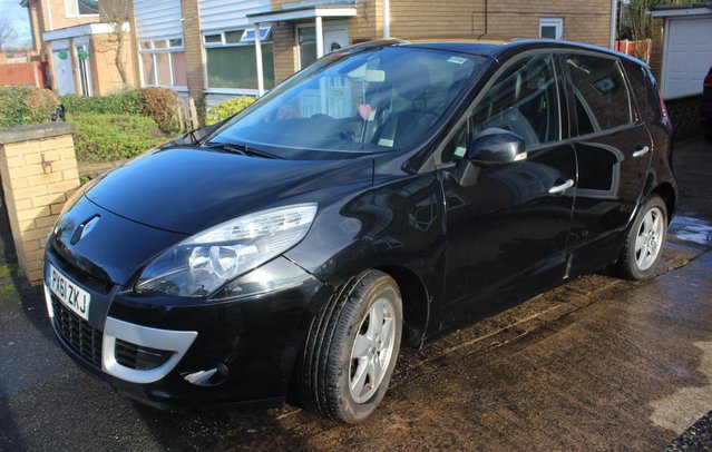 Image 1 of Renault Scenic 61 Plate good family car