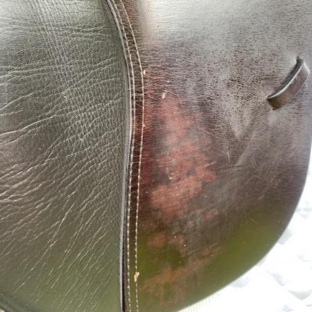Image 5 of Kent & Masters 15.5 inch Pony Club saddle