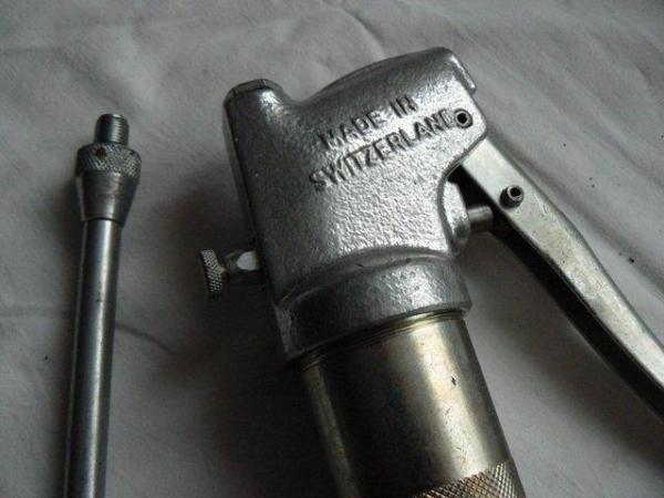 Image 2 of Warner High Pressure Lever Action Grease gun Used