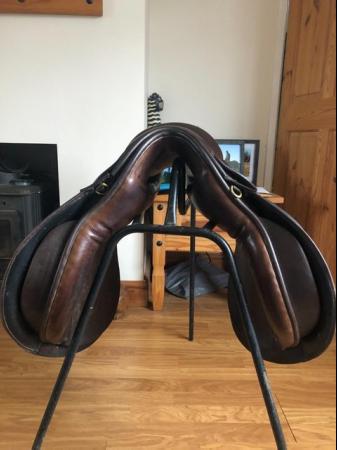 Image 2 of Jeffries Falcon saddle medium 17.5