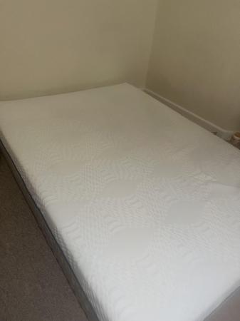 Image 2 of breathable bounce back air mattress