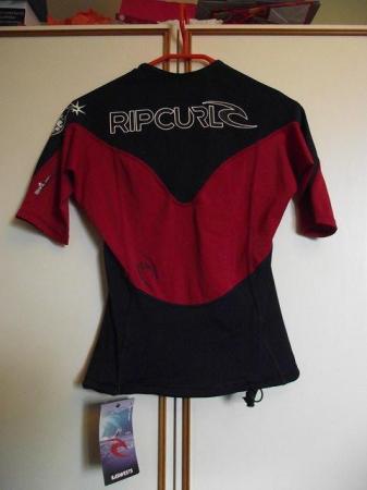 Image 2 of Wetsuit Ripcurl Men's Rashvest Brand New with tags
