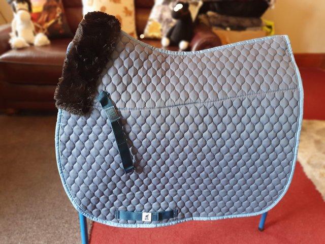 Preview of the first image of Derbyhouse saddlepad never used in blue.