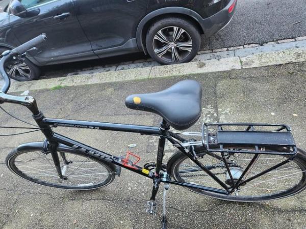 Image 4 of Jamis Man Commuter Bicycle Good Condition - Shimano 8-Speed