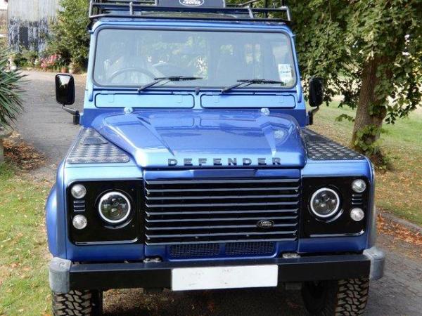Image 3 of 2002 LAND ROVER DEFENDER 90 FACTORY COUNTY STATION WAGON