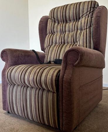 Image 1 of LUXURY ELECTRIC RISER RECLINER PURPLE CHAIR ~ CAN DELIVER