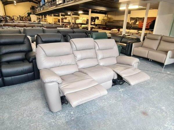 Image 7 of La-z-boy Staten grey leather electric 3 seater sofa