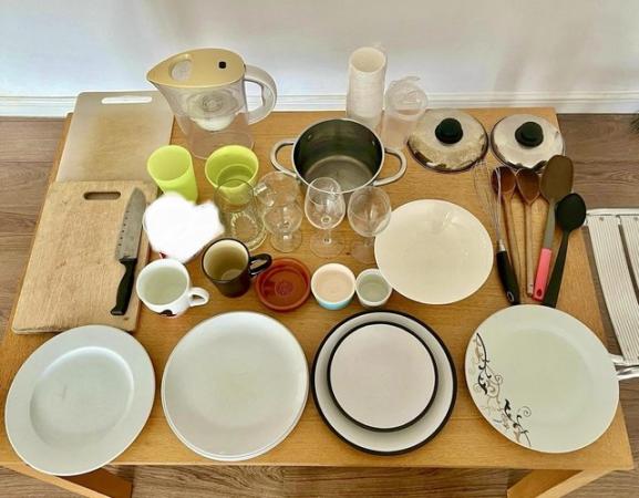 Image 3 of Kitchen bundle items, utensils/plates/pot/mugs/glasses