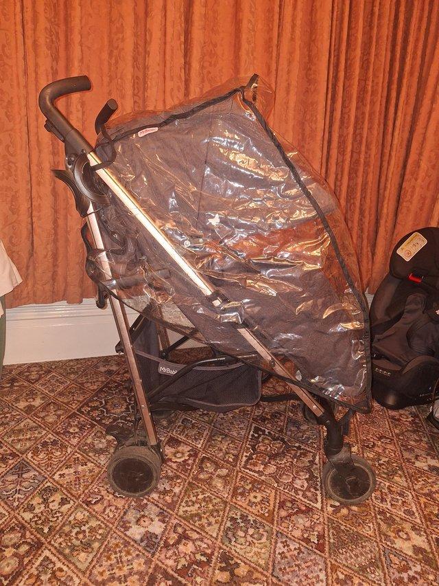 Preview of the first image of My Babiie Katie piper pushchair.