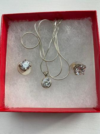 Image 1 of Ciro boxed neckless and earrings, new
