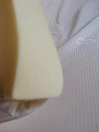 Image 1 of Memory 3in thick mattress topper, king size as new