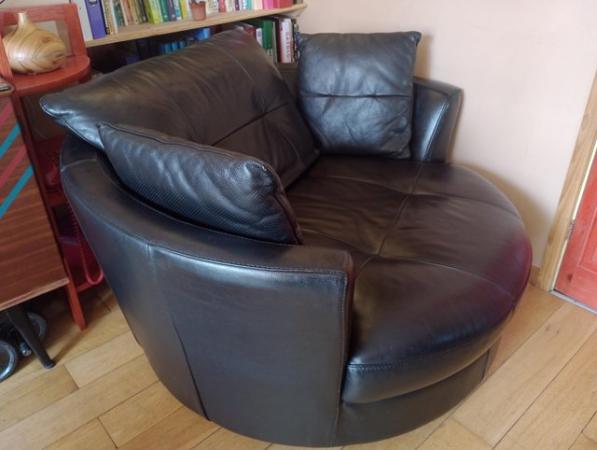 Image 3 of DFS black leather 2 seater swivel cuddler great condition