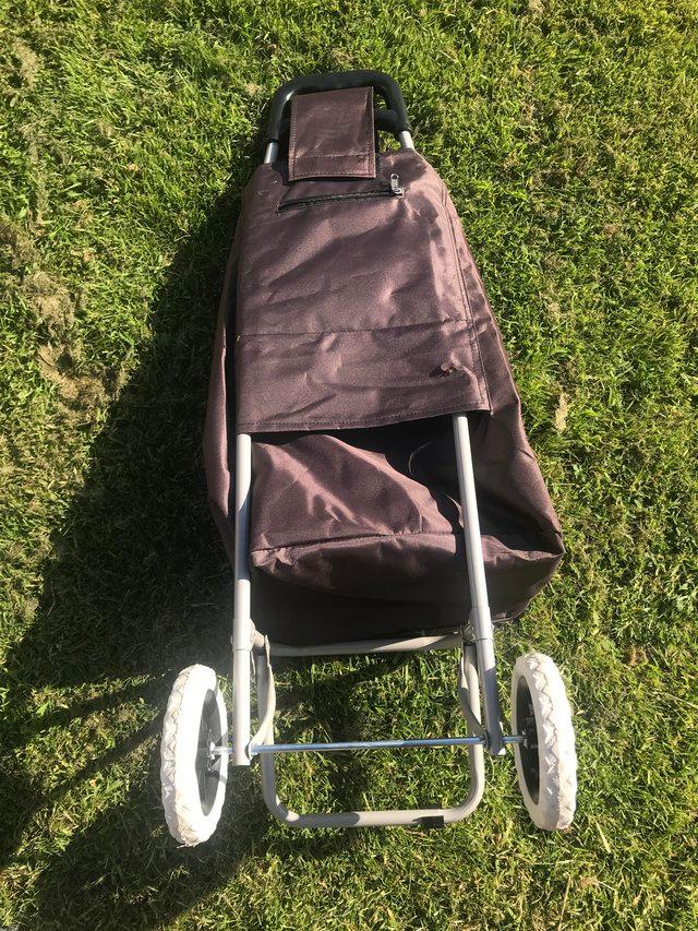 Preview of the first image of Shopping Trolley with Storage Bag and Handle 51L.