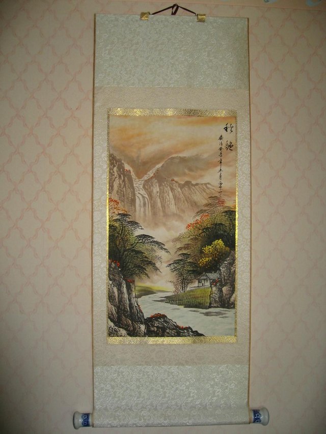 Preview of the first image of Vintage Oriental Chinese / Japanese Roll Silk Painted Wall H.