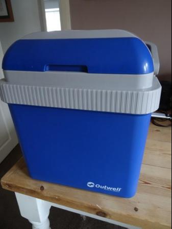 Image 1 of OUTWELL COOLBOX & HEATER